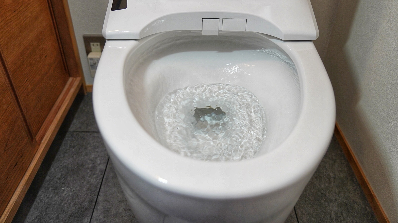 トイレつまりの原因とは？自分でできる対処法と予防法を徹底解説 【公式】水道修理のクリーンライフは水漏れ・つまりを即解決！