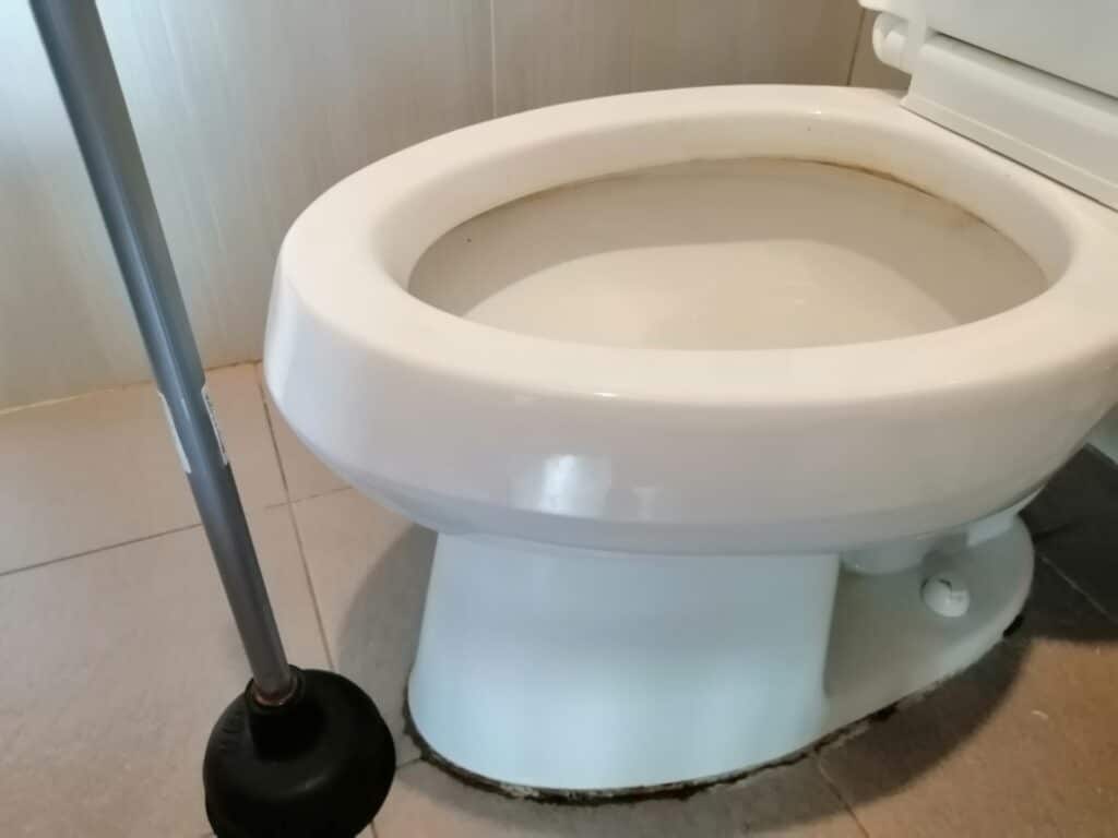 マンションのトイレつまりの解消方法