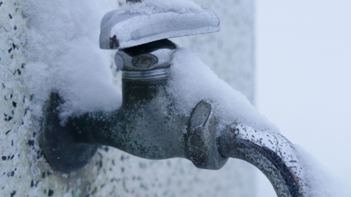 水道管の凍結を防止する水抜き（水落とし）のやり方・注意点を解説！