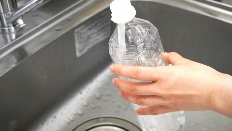 キッチンの排水口つまりはペットボトルで直せる？