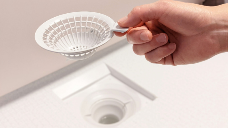 お風呂の排水口つまりを除去