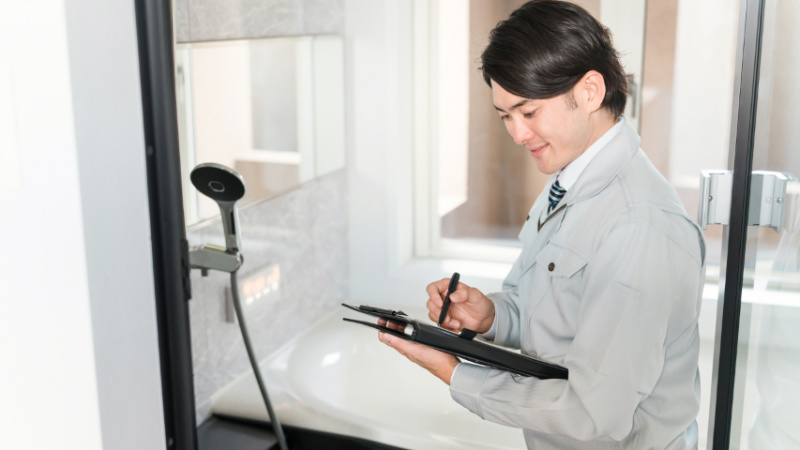 お風呂の詰まり修理を業者に任せるべきケース